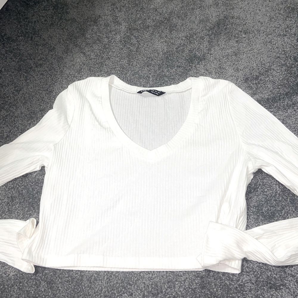 Long sleeve white crop top
